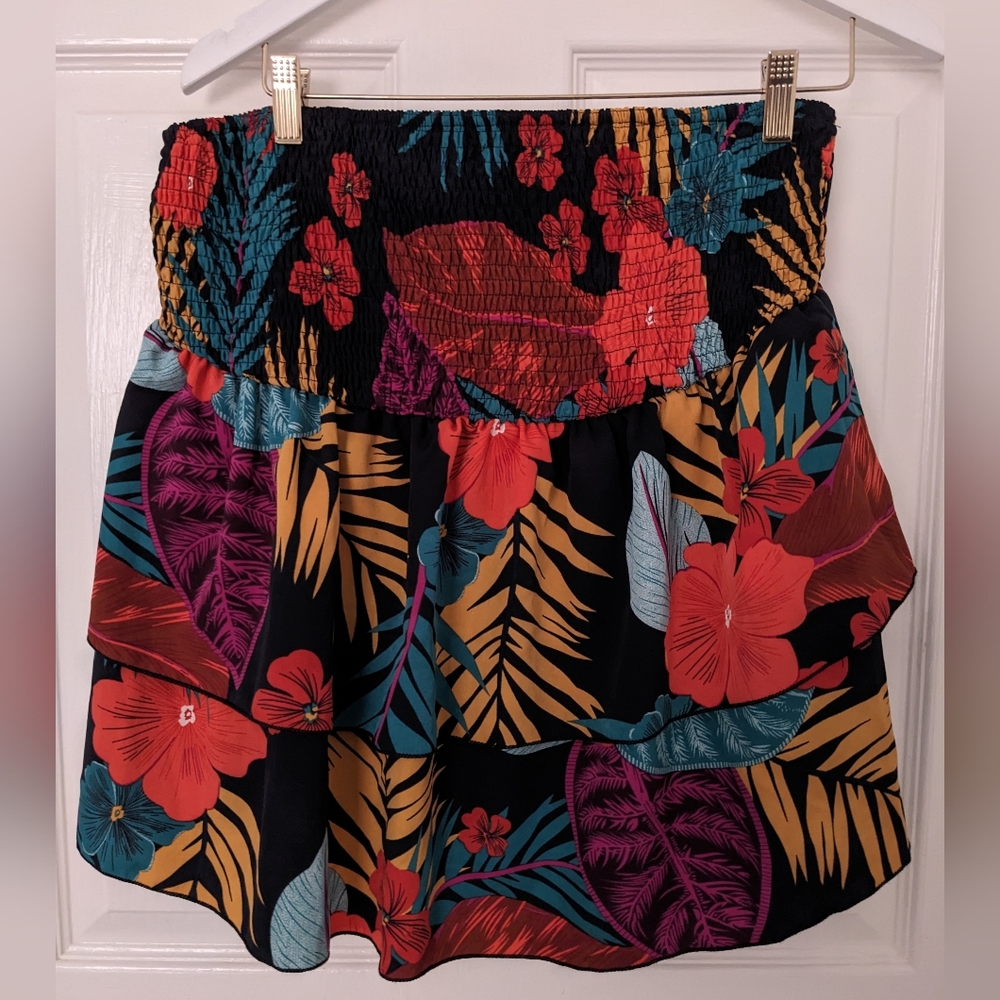 Floral Tropical Print Strapless Top